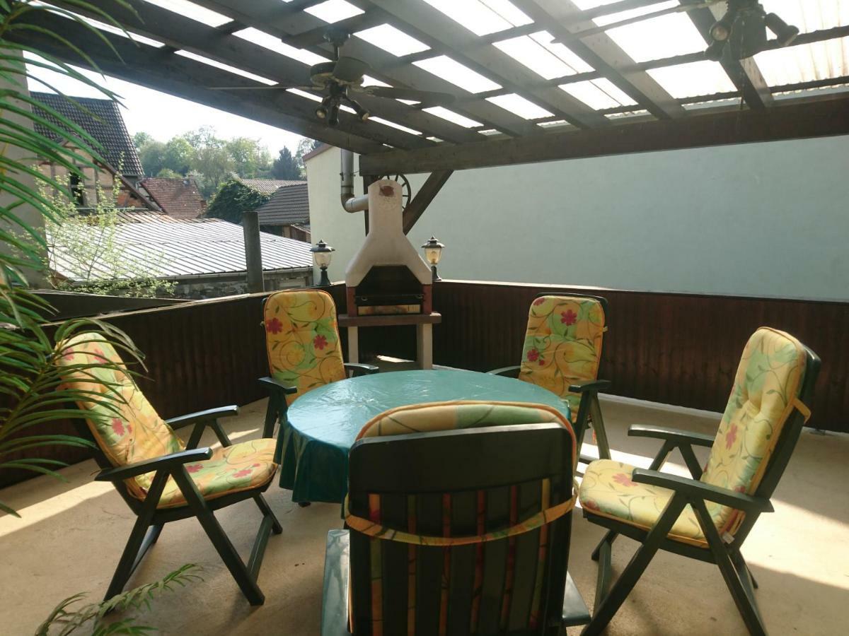Fachwerkhaus In D 63667 Nidda Fuer 8 Bis 12 Personen Daire Dış mekan fotoğraf